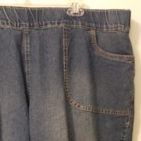 A3 Denim Stretch Waist Pull On 2 Pocket Cropped Super Soft Jean Size 20W - Picture 3 of 3